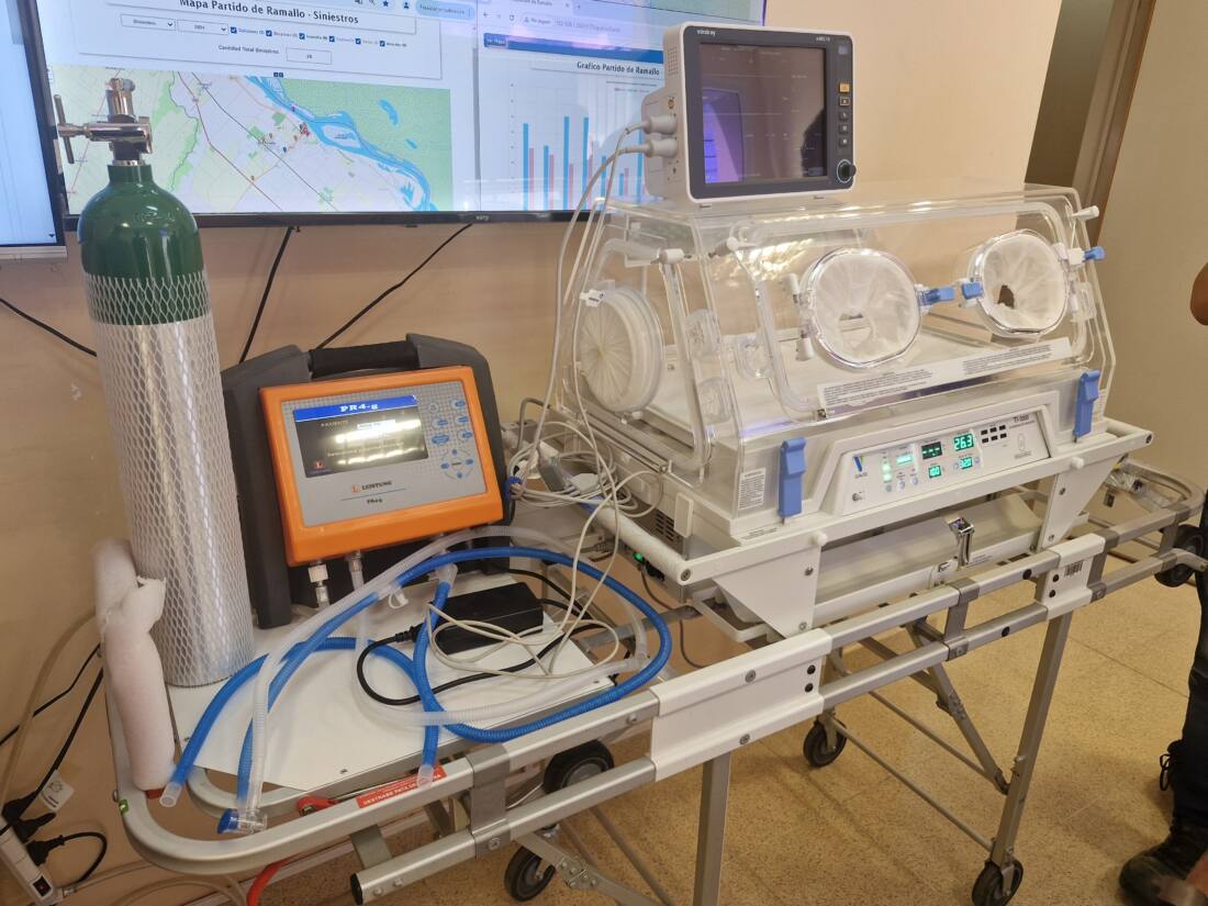 Incubadora neonatal de traslado incorporada por el Hospital Gomendio
